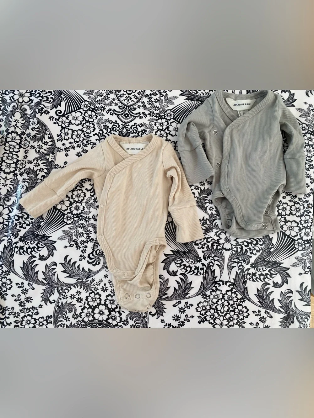 H&M Ribbed Long-Sleeve Baby Bodysuits in Cream and Light Gray